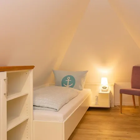 Feriehus Ferienhaushaelfte Joeri Hues 2 *