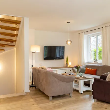 Feriehus Ferienhaushaelfte Joeri Hues 2 *